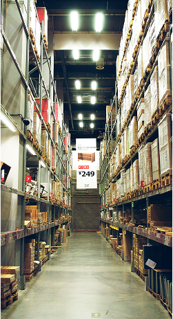 Large Warehouses & Logistics Facilities